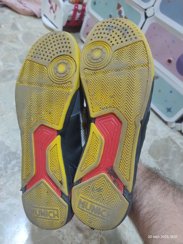 Zapatillas Munich Talla 45