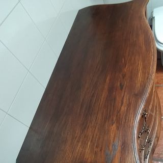 Cómoda de madera con 3 cajones