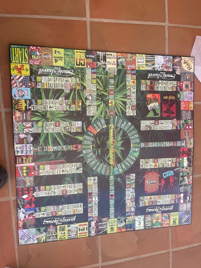 Juego de mesa Smoke & Travel