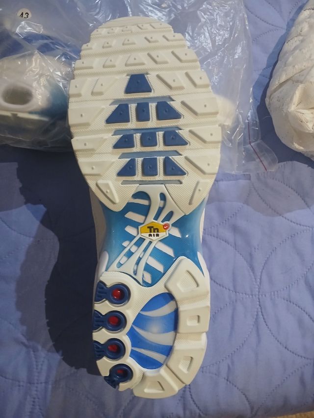 Zapatillas Nike TN Talla 43 Nuevas