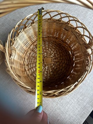 Lote de 2 cestos de mimbre precio de los dos