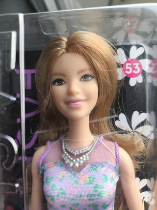 Barbie Fashionista 53 Loira