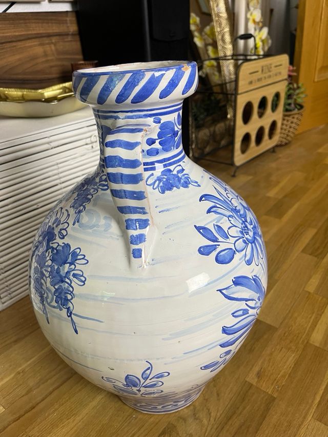 Vaso Cerâmico Azul e Branco