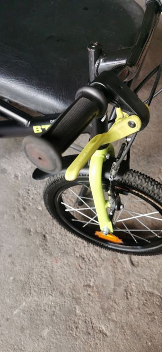 Bicicleta infantil 16".