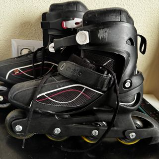 Patines en línea negros