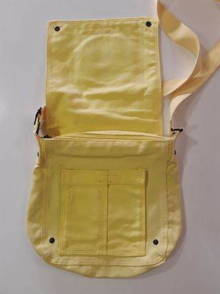 Bolso bandolera Converse amarillo