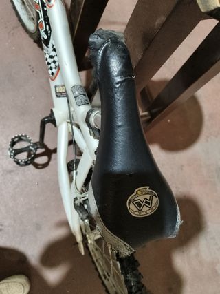 Bicicleta Monty BMX 129