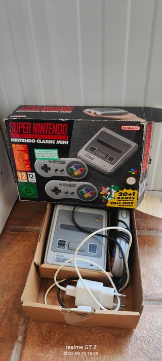 Super Nintendo Classic Mini Gris