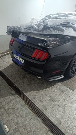 Mustang 5.0 V8 manual 