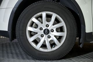 Mahindra XUV 500   FWD 4X2 W6 