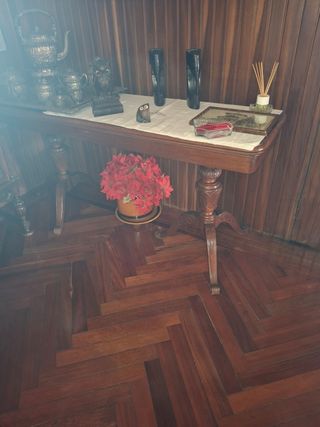 Mesa de comedor extensible clásica