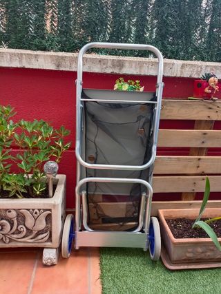 Carro-mesa con ruedas