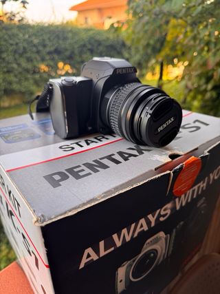 Pentax K-S1 Reflex Nera