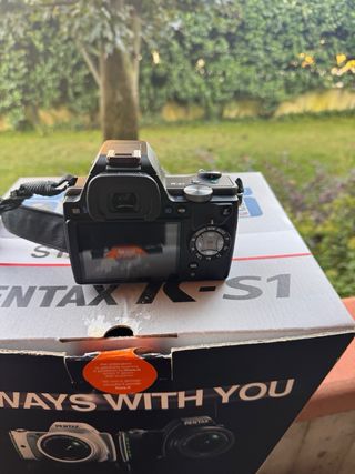 Pentax K-S1 Reflex Nera