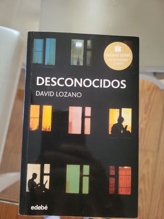 DESCONOCIDOS: Premio EDEBÉ de Literatura Juveni...