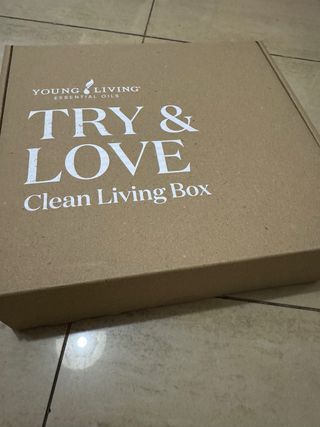 Try & Love Clean Living Box Young Living SIN ABRIR