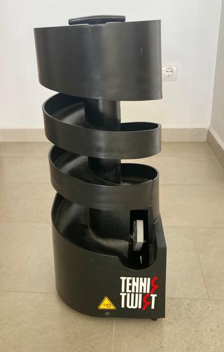 Máquina Lanza Bolas Tenis/Pádel ( tennis twist).
