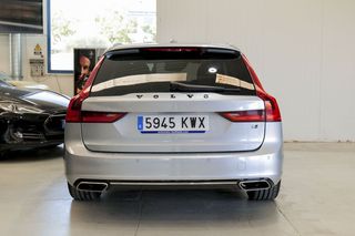 Volvo V90   2.0 D5 AWD Inscription Auto 