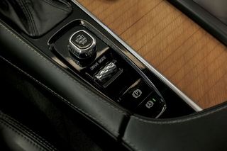 Volvo V90   2.0 D5 AWD Inscription Auto 