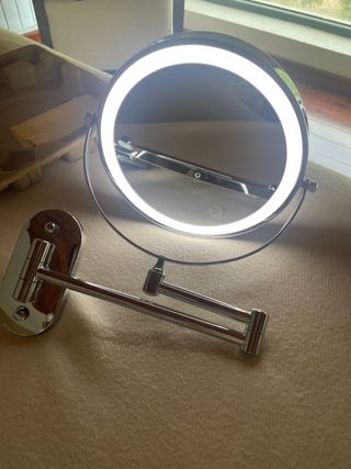 Espejo de tocador extensible con luz LED