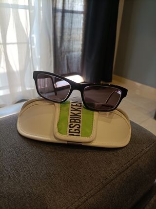 Gafas de sol Bikkembergs negras y rojas