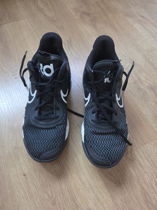 Zapatillas de Baloncesto Negras