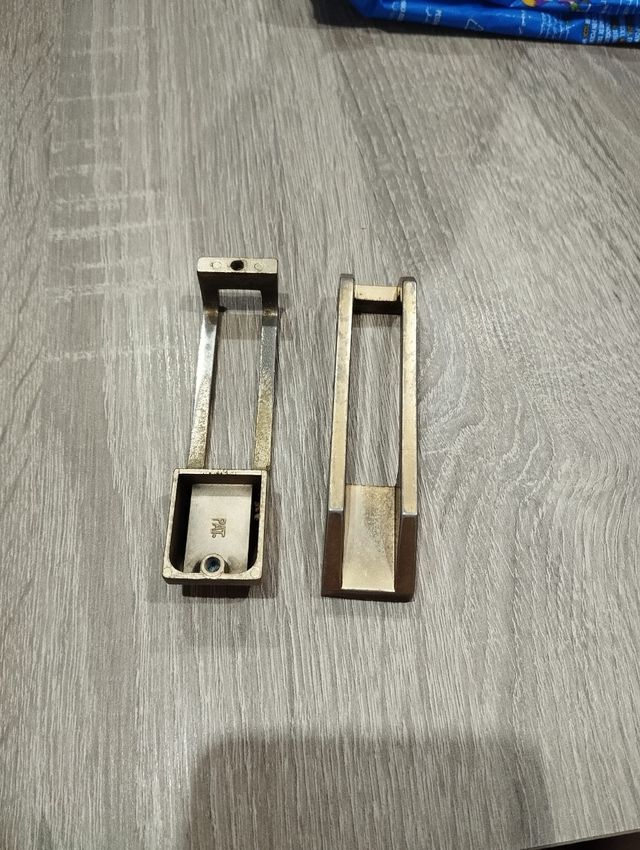 12 Tiradores 96mm con tornillos