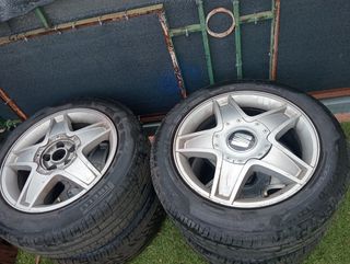 Llantas Seat León FR 16" con Neumáticos