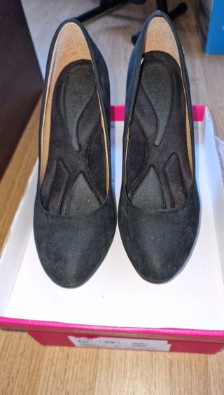 Zapatos de tacón negros