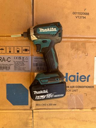 Taladro de impacto Makita 18V 5.0Ah