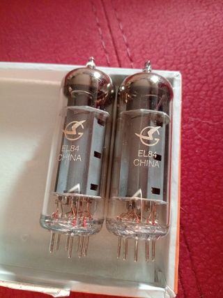 Pareja Válvulas EL84 Matcheadas