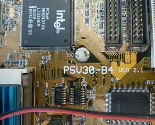 Retro PC PCB Tekram P5V30-B4 +P166MMX/16Mb/4Gb/S3