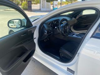 Jaguar XE 2.0 Diesel R-Sport Aut. 180