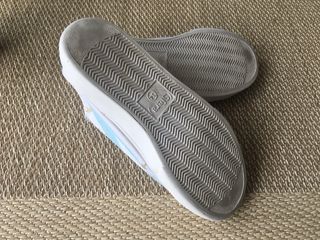 Zapatillas de niña. Sfera . Número 34