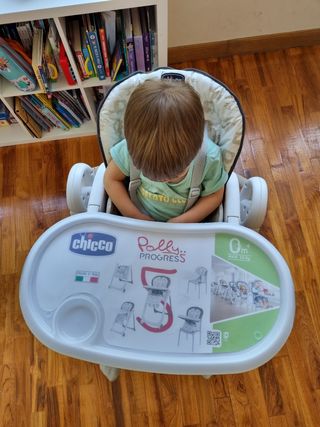 Trona Chicco Polly Progress 5