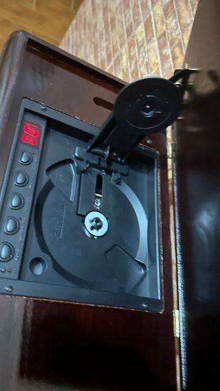 Radio CD Retro Daxlin Marrón