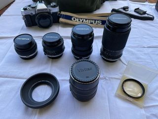 Cámara OLYMPUS OM20 + objetivos y filtros