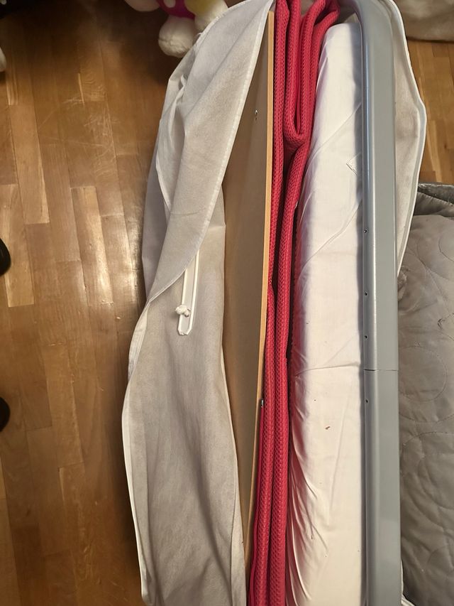 Cuna de viaje plegable