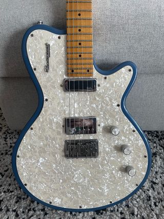 Guitarra Godin Radiator 