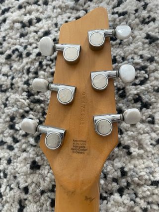 Guitarra Godin Radiator 