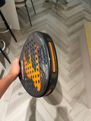 Bullpadel Vertex 04 Hybrid