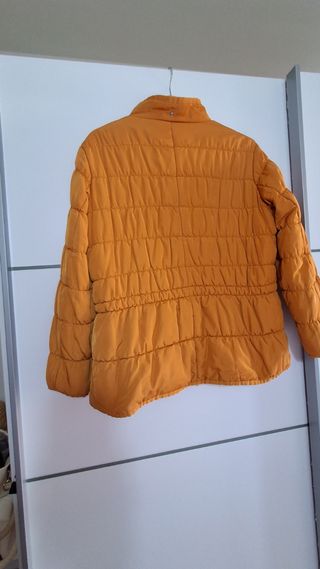 Chaqueta Purificación García Mistaza, acolchada