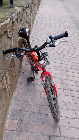 Bicicleta infantil BH 5-8 años