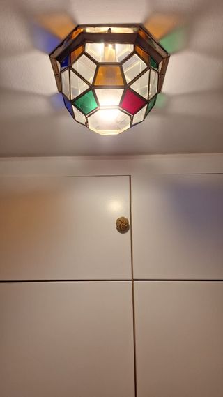 Plafón de techo de cristal y metal