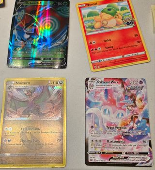 Lote 4 Cartas Pokémon: Orbeetle V, Numel, Noivern,