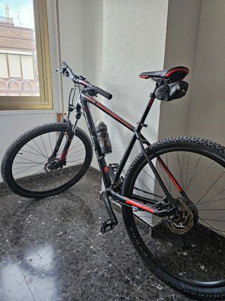 Bicicleta Scott Negra