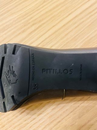 Zapatos de tacón Pitillos plateados talla 35
