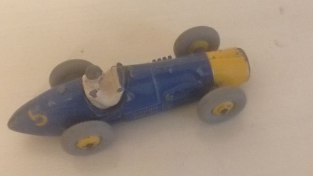 Coche Dinky Toys Ferrari Nº 5 Años 60.