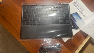 Funda EARTO Teclado Bluetooth iPad Pro 10.5 (2017)