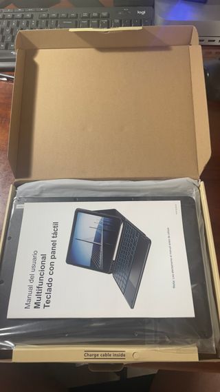 Funda EARTO Teclado Bluetooth iPad Pro 10.5 (2017)